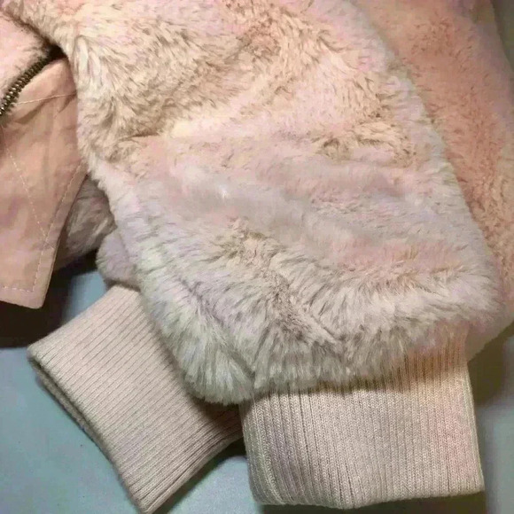 Love Tree Light Pink Soft Faux Fur Fluffy Bomber Coat Jacket Women Size Large - Picture 10 of 15